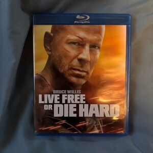 Live Free or Die Hard [Blu-ray, 2007] Disc Tested, Working